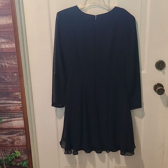 COPY - Size 10 Kamisato Lined Long Sleeve Black Dress With Ruffled Hem - Picture 3 of 4